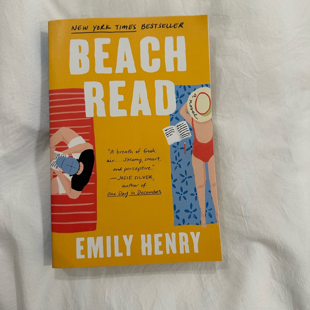 Beach Read Book - Emily Henry